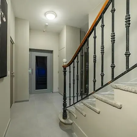 Standing Belval Plein Centre 4 Parking Apartman *