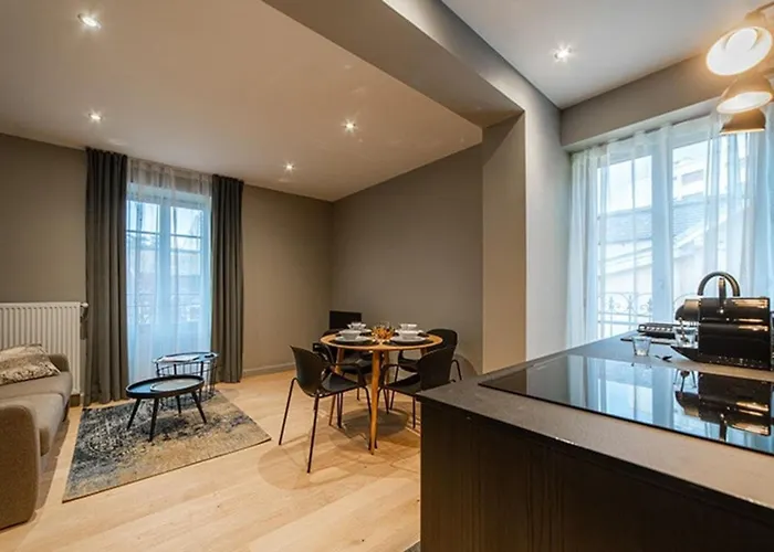 Standing Belval Plein Centre 4 Parking * 엑스레뱅